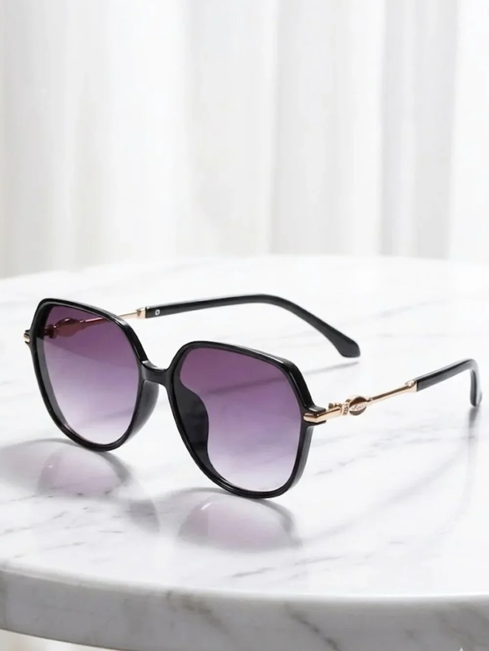 Ladies Black Fashion Sunglasses